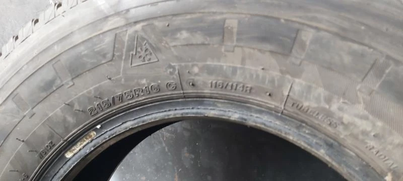 Гуми Зимни 215/75R16, снимка 7 - Гуми и джанти - 35129921