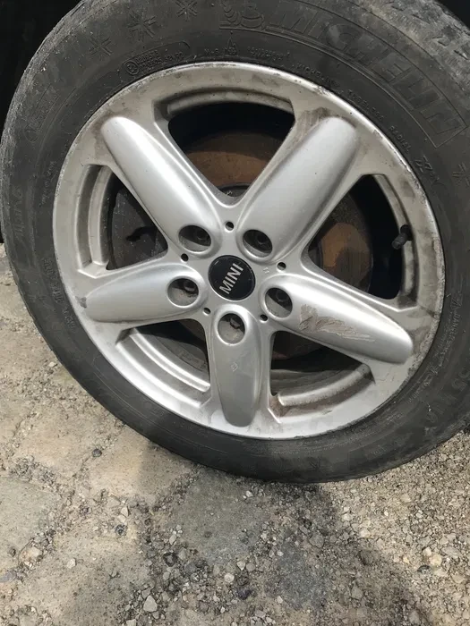 Джанти за Mini Countryman, снимка 2 - Гуми и джанти - 56232939
