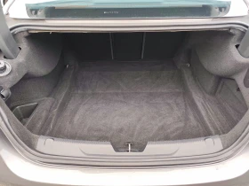 Jaguar XE 2.0D 180кс., снимка 16