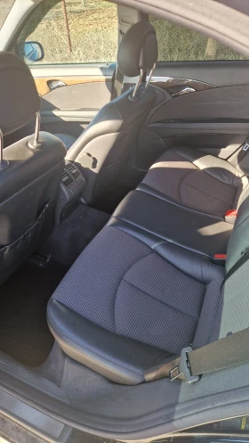 Mercedes-Benz E 320 V6 5G Tronic, снимка 9