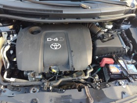 Toyota Auris 1.4D4D, снимка 13 - Автомобили и джипове - 43908217