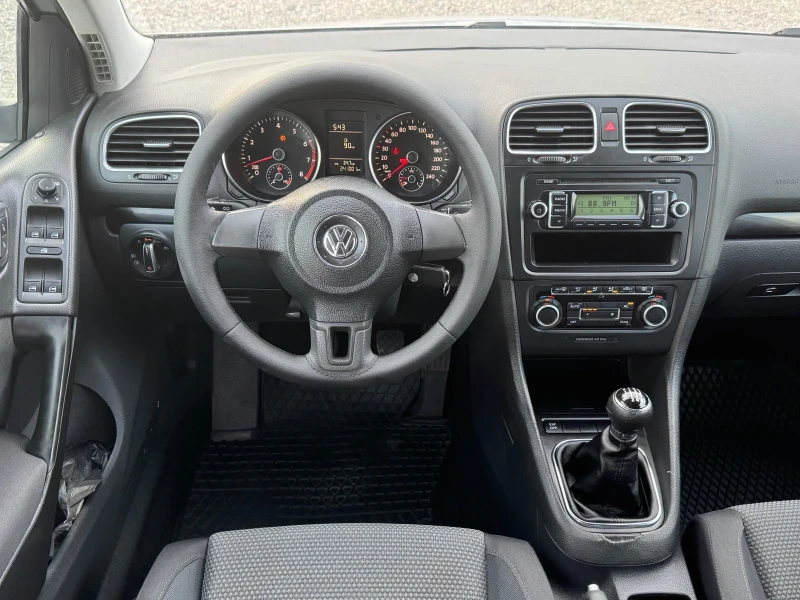 VW Golf 1.4 Turbo 122к.с * Климатроник* , снимка 10 - Автомобили и джипове - 47430909