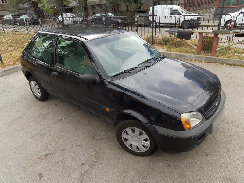 Ford Fiesta, снимка 1 - Автомобили и джипове - 47411376