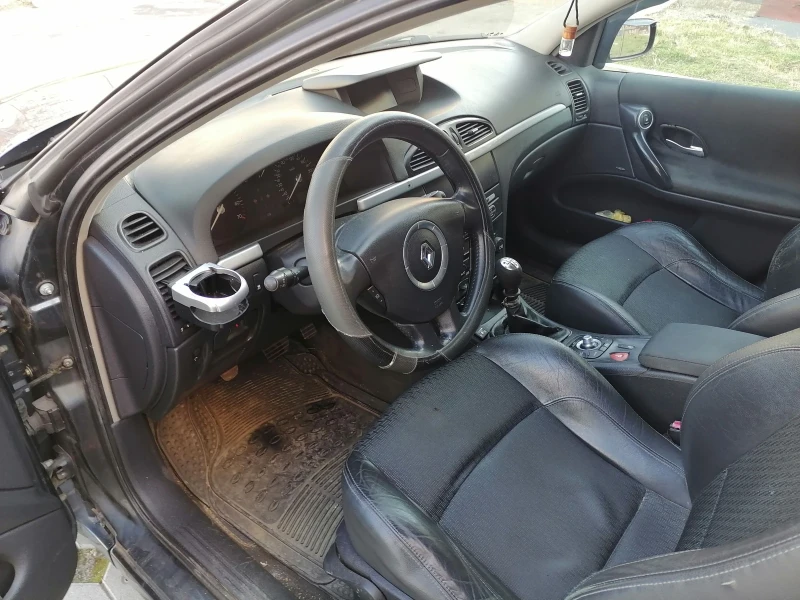 Renault Laguna, снимка 7 - Автомобили и джипове - 49300617