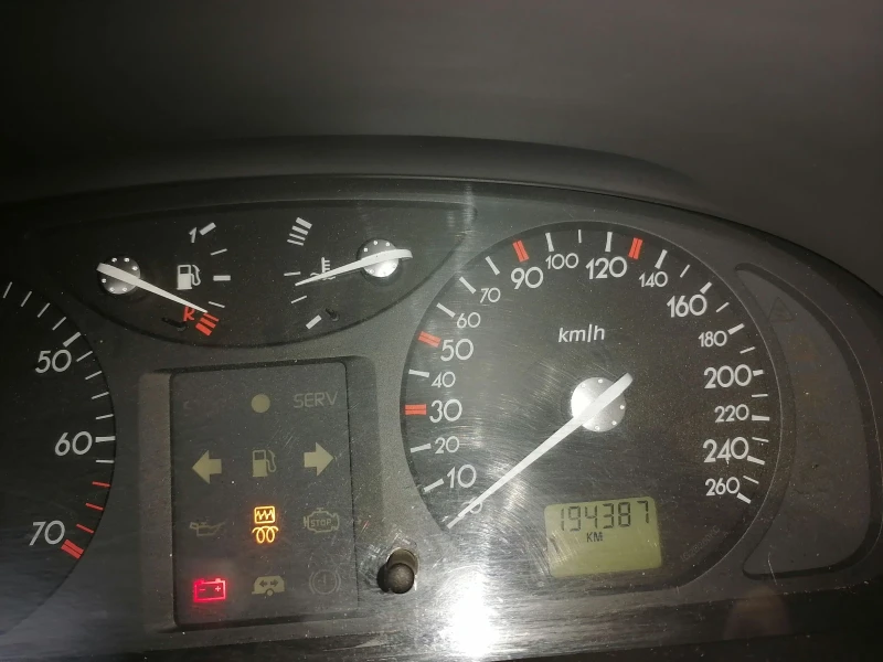 Renault Laguna, снимка 2 - Автомобили и джипове - 49300617