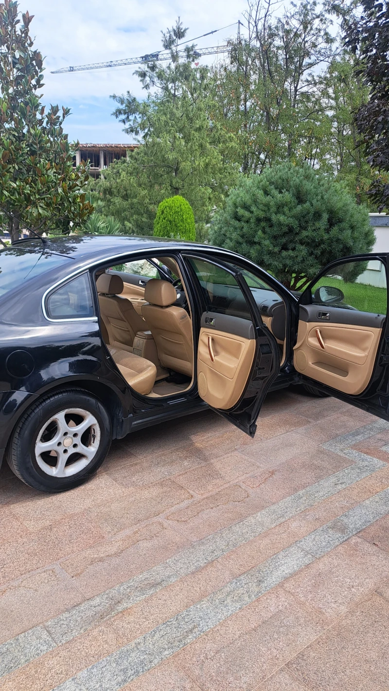 VW Passat, снимка 9 - Автомобили и джипове - 51507469