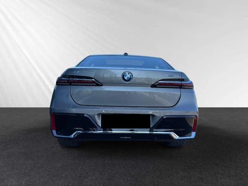 BMW i7 eDrive50/ M-SPORT/ HEAD UP/ PANO/ B&W/ 360/, снимка 6 - Автомобили и джипове - 51615955