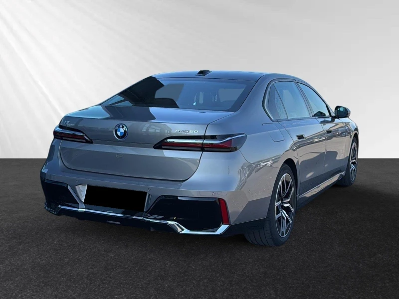 BMW i7 eDrive50/ M-SPORT/ HEAD UP/ PANO/ B&W/ 360/, снимка 5 - Автомобили и джипове - 51615955