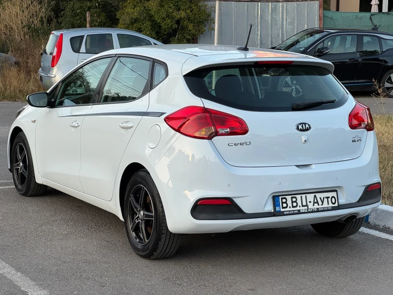 Kia Ceed 1.4Бензин/Климатроник/Навигация/Камера/Euro 5b, снимка 4 - Автомобили и джипове - 51671985
