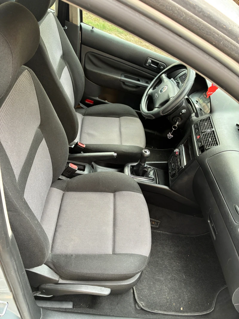 VW Golf 4 TDI Edition, снимка 8 - Автомобили и джипове - 52969040