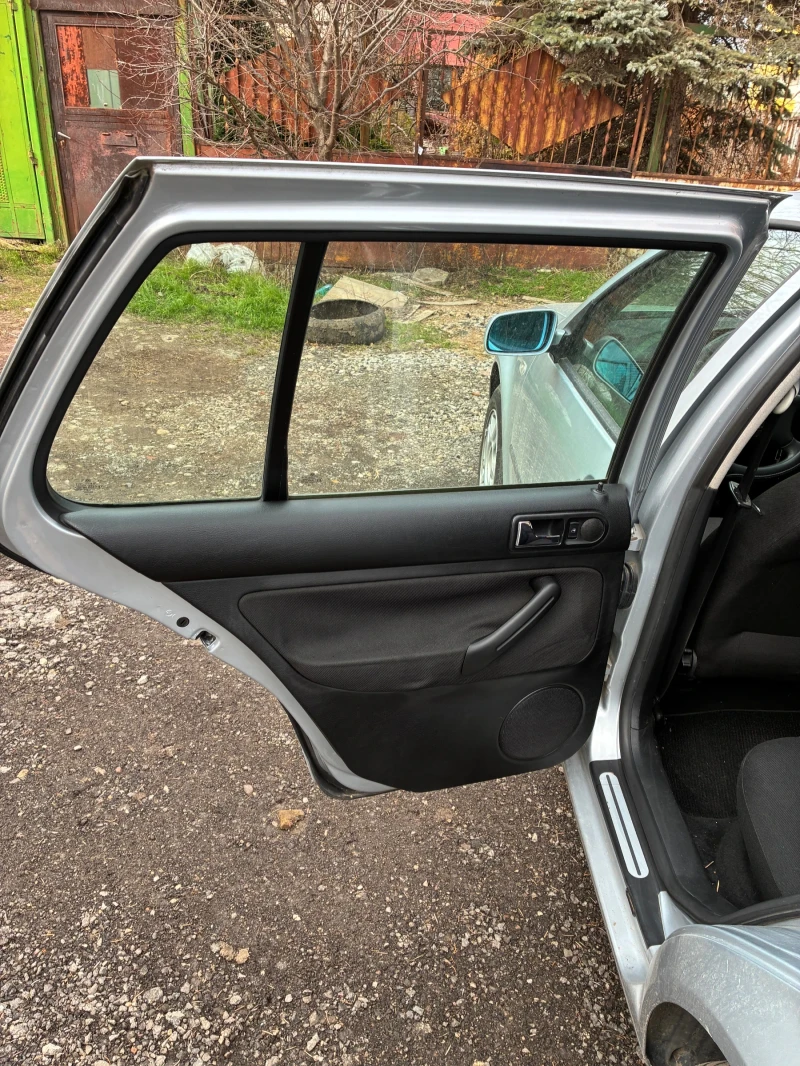 VW Golf 4 TDI Edition, снимка 12 - Автомобили и джипове - 52969040