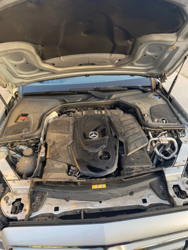 Mercedes-Benz E 400, снимка 15 - Автомобили и джипове - 53075899