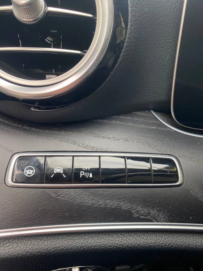 Mercedes-Benz E 400, снимка 12 - Автомобили и джипове - 53075899