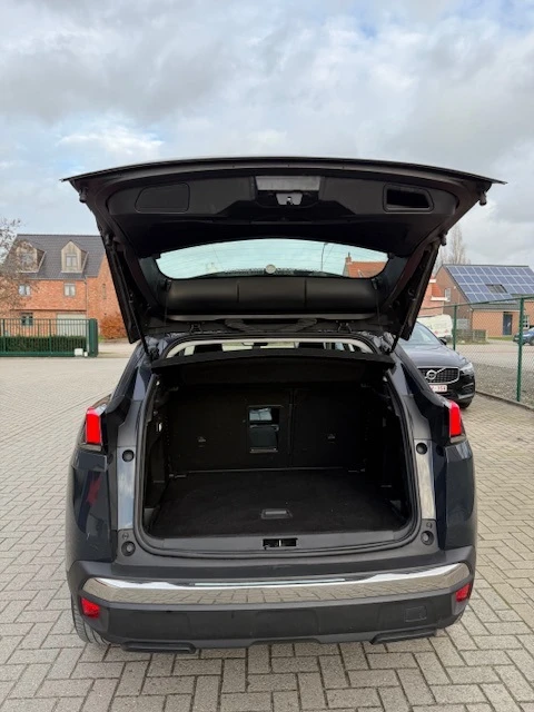Peugeot 3008 1.2i Access, снимка 16 - Автомобили и джипове - 54028045