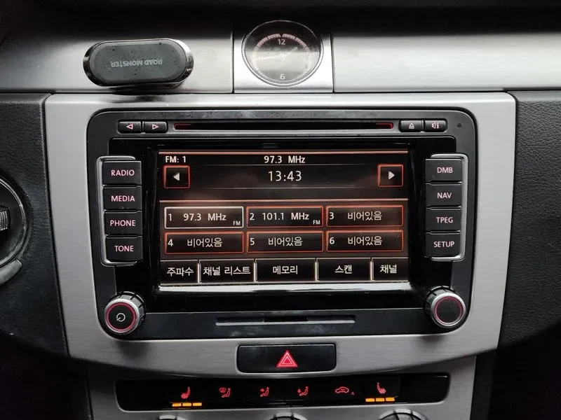 VW CC 2.0 TDI 4Motion, снимка 14 - Автомобили и джипове - 54303471