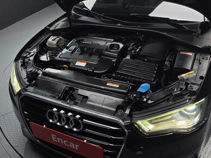 Audi A3 1.6 TDI, снимка 6 - Автомобили и джипове - 54971522