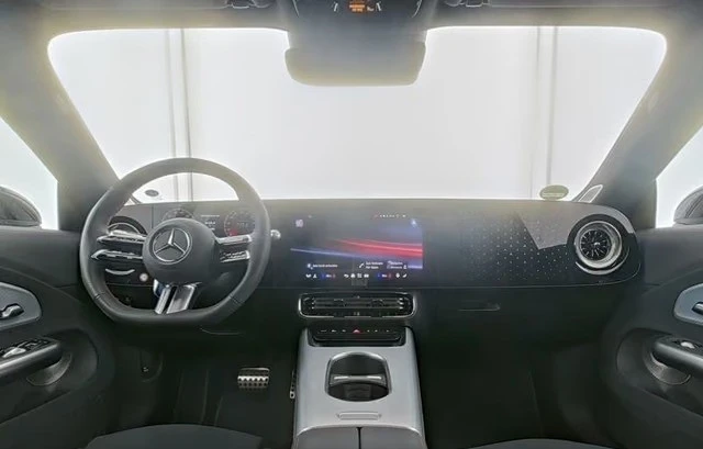 Mercedes-Benz CLA 350 EQ 4-MATIC AMG BURMESTER NIGHT HEAD-UP PANORAMA , снимка 5 - Автомобили и джипове - 56227672