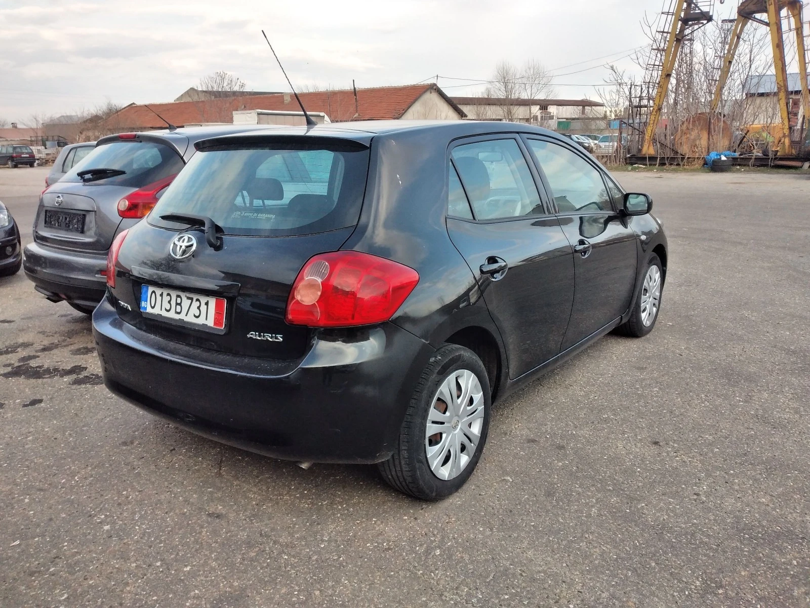 Toyota Auris 1.4D4D - изображение 2