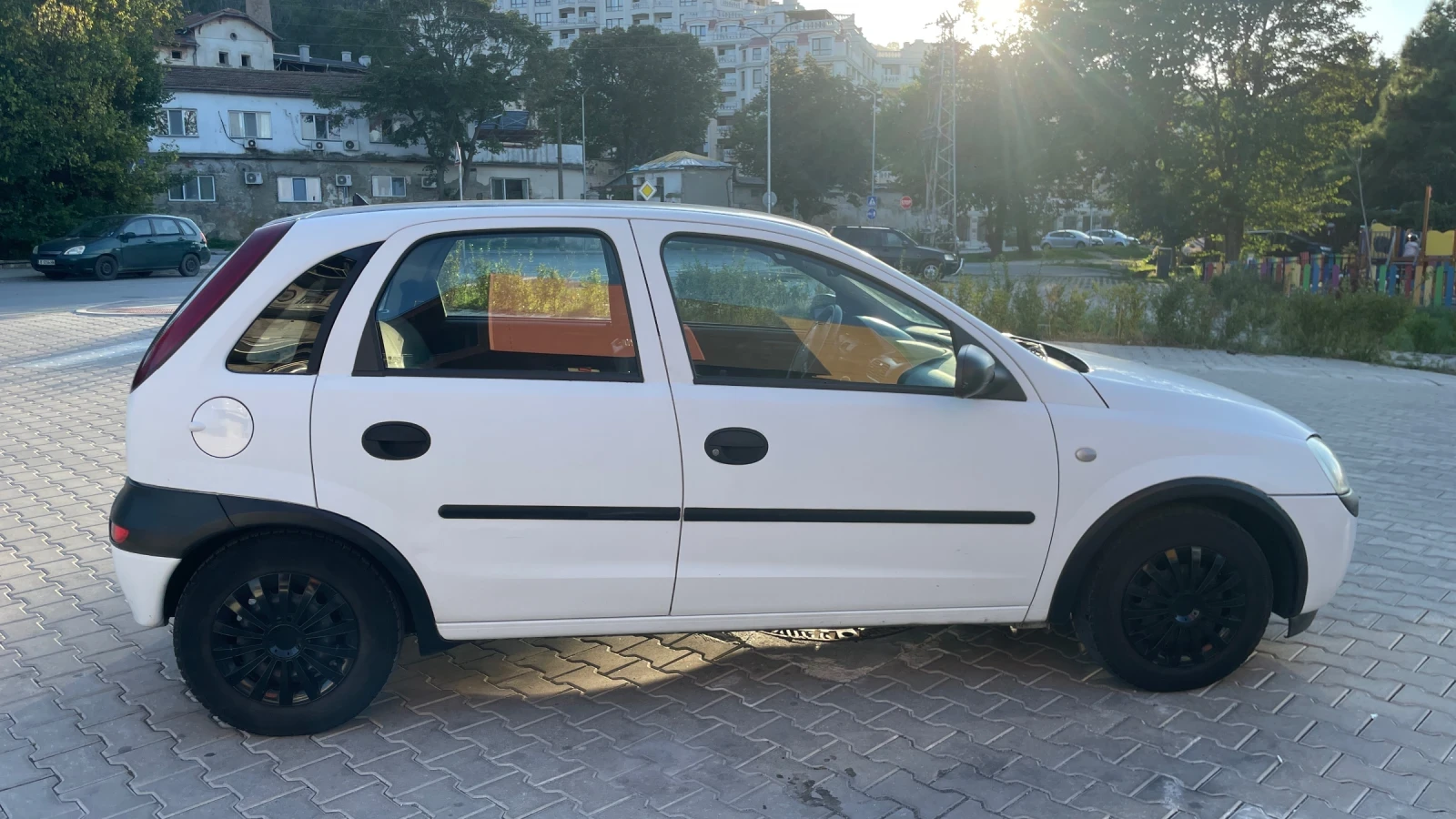 Opel Corsa 1.2 - изображение 6