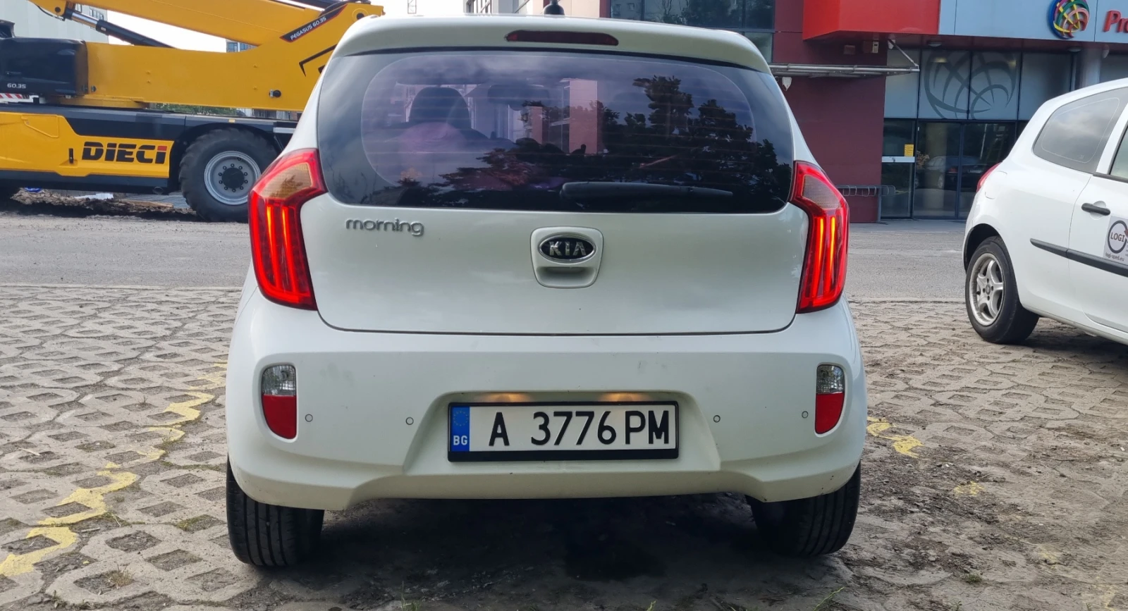 Kia Picanto Автоматик - изображение 2