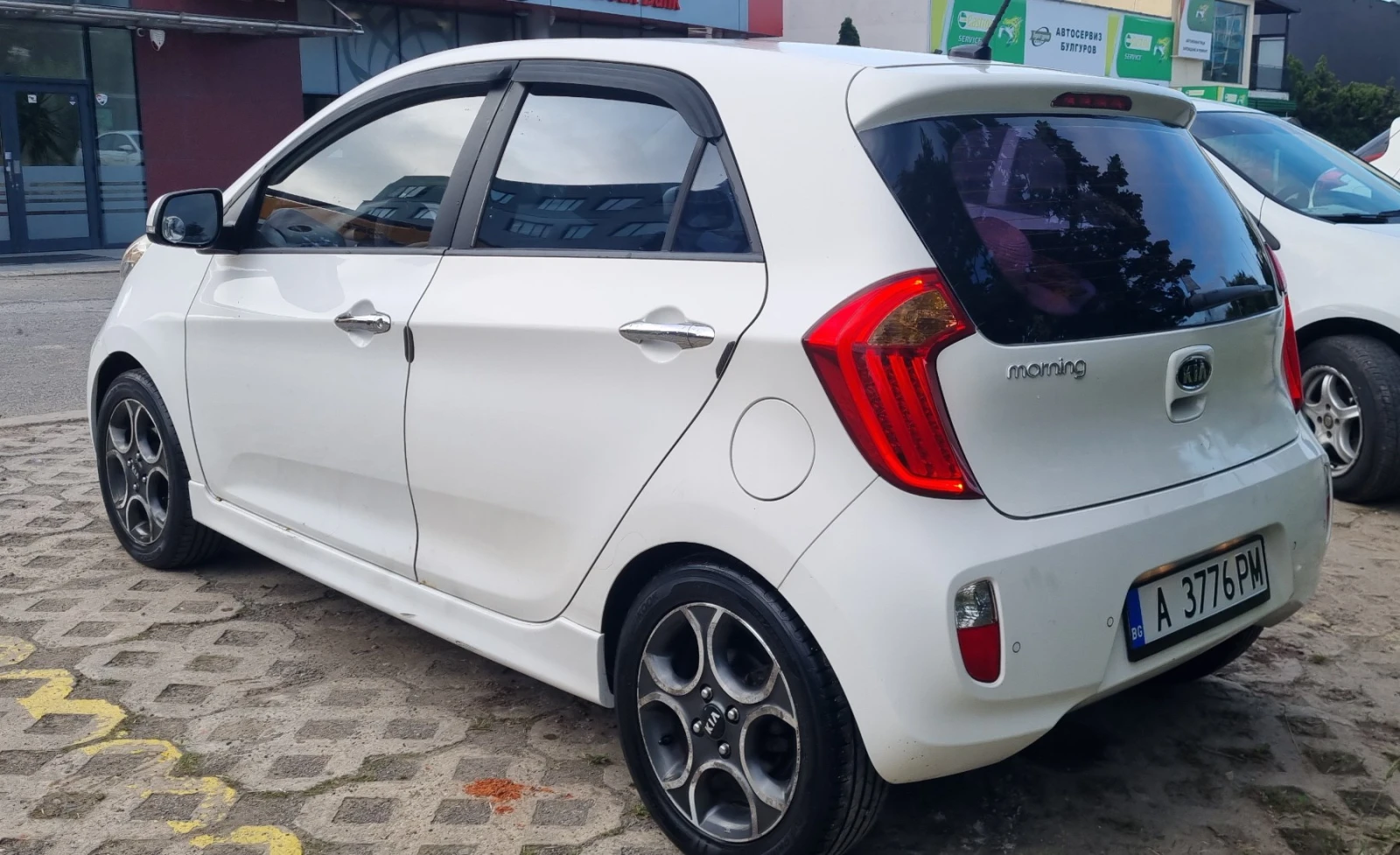 Kia Picanto Автоматик - изображение 3