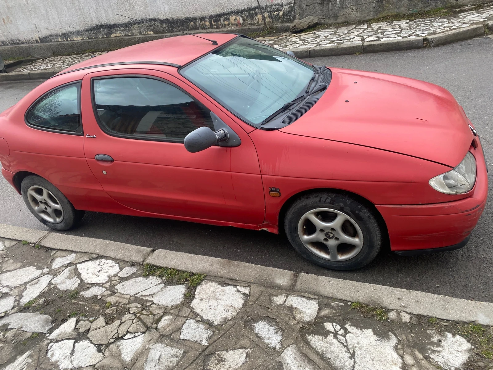 Renault Megane Coach - изображение 4