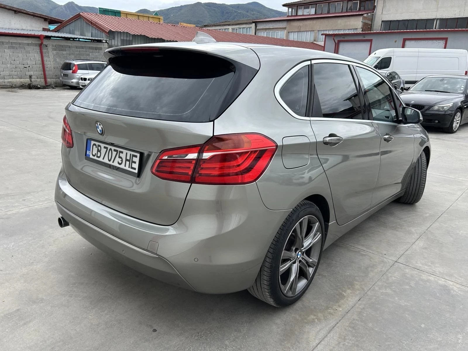 BMW 2 Active Tourer Luxury - изображение 5