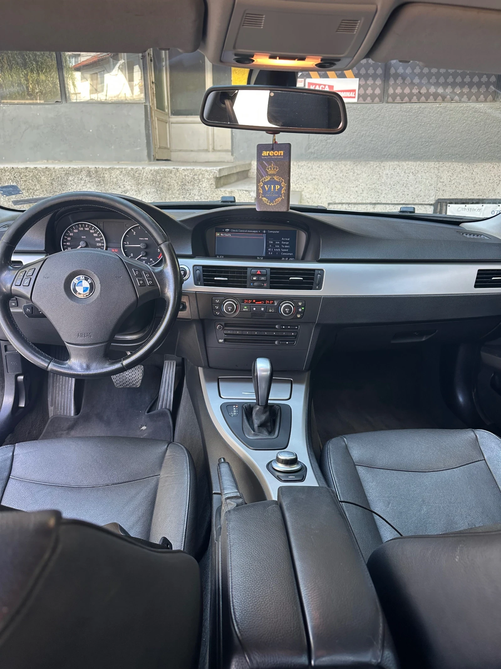 BMW 320  - изображение 8