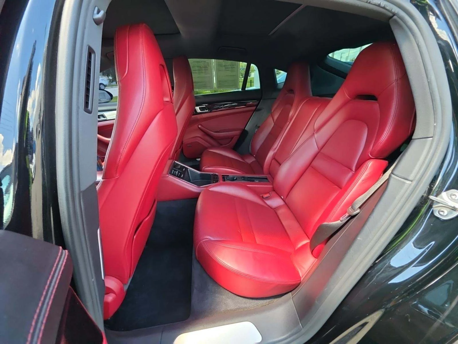Porsche Panamera ФИКСИРАНА ЦЕНА ДО БГ! ВАКУУМ/BOSE/ПОДГРЕВИ - изображение 8