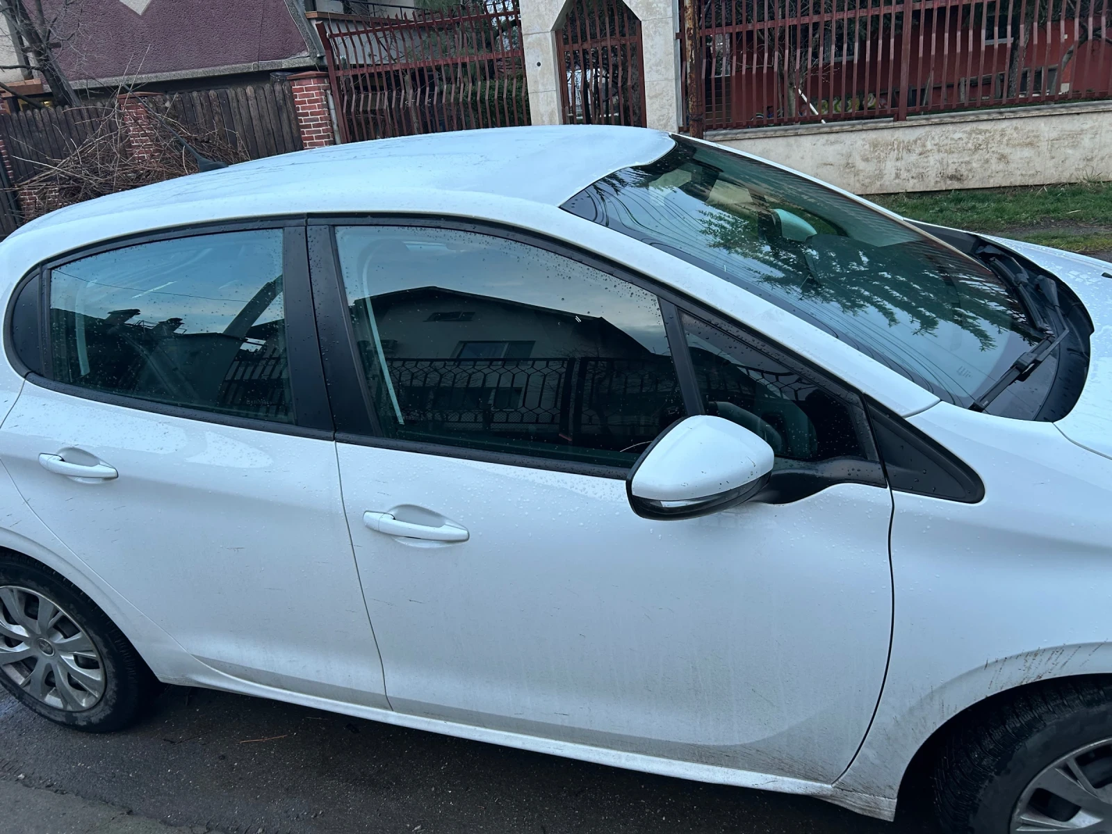 Peugeot 208 | Mobile.bg � ����������� 2