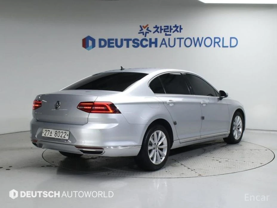 VW Passat  - изображение 2