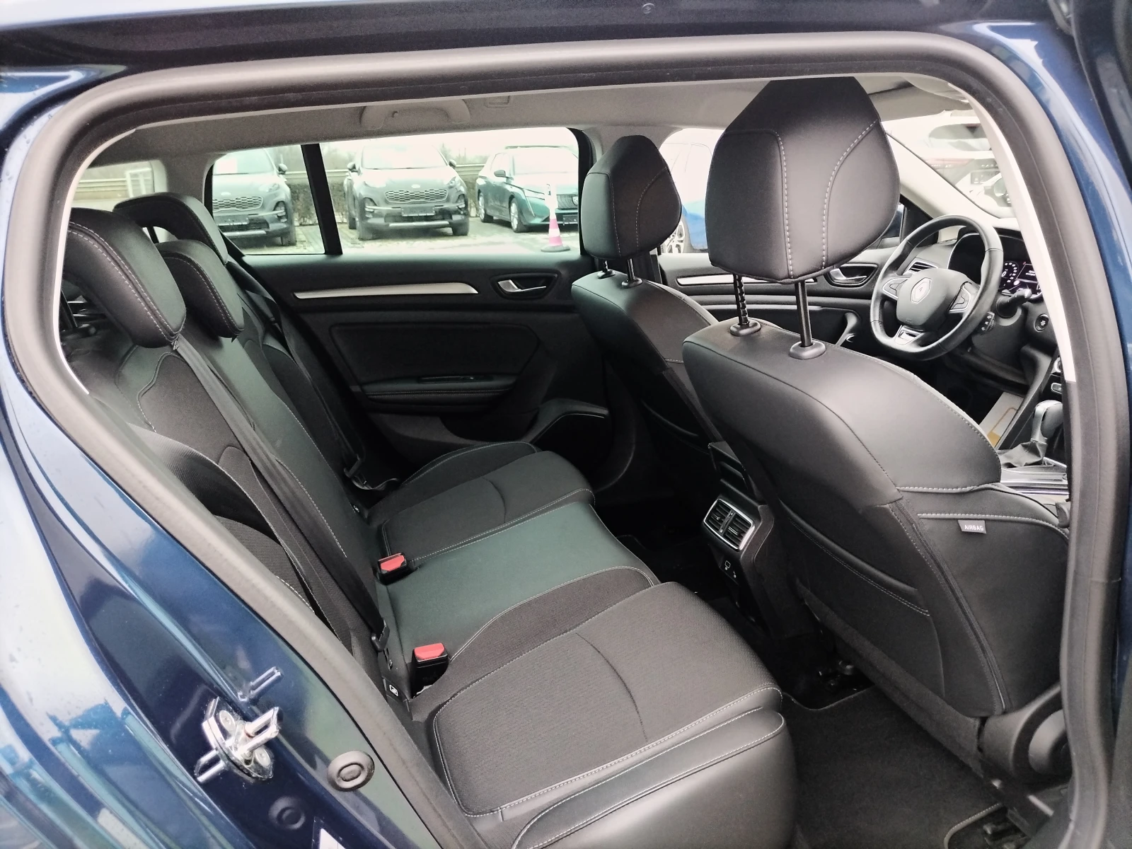 Renault Megane Intens 1.5 dCi 115 �.�./ EDC | Mobile.bg � ����������� 16