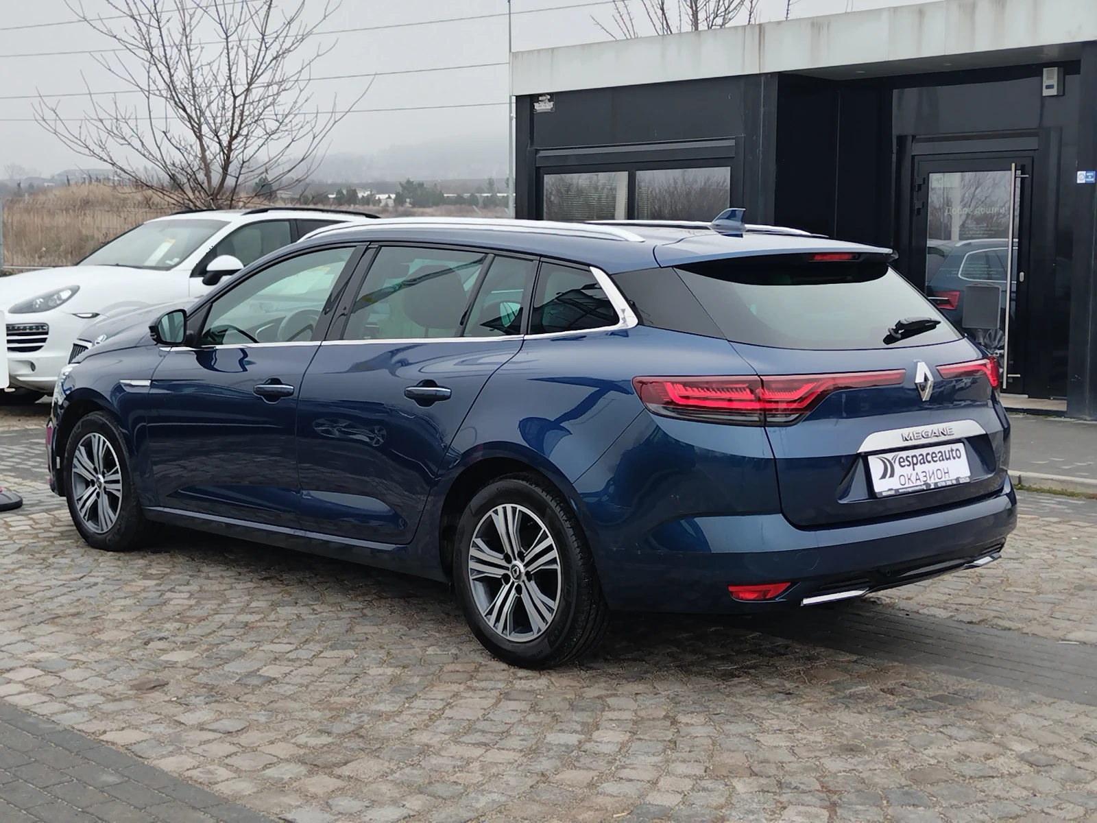 Renault Megane Intens 1.5 dCi 115 �.�./ EDC | Mobile.bg � ����������� 8