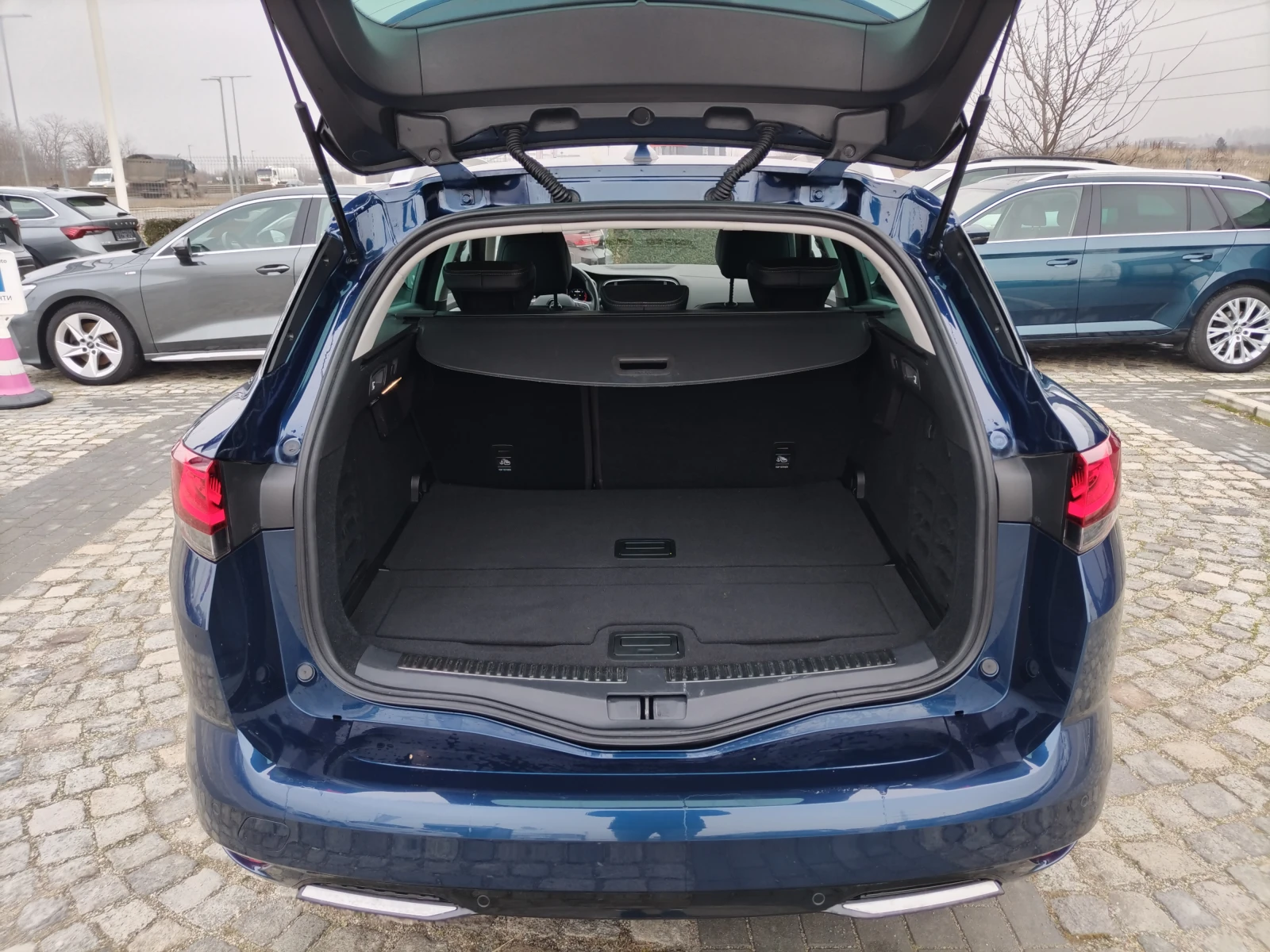 Renault Megane Intens 1.5 dCi 115 �.�./ EDC | Mobile.bg � ����������� 17