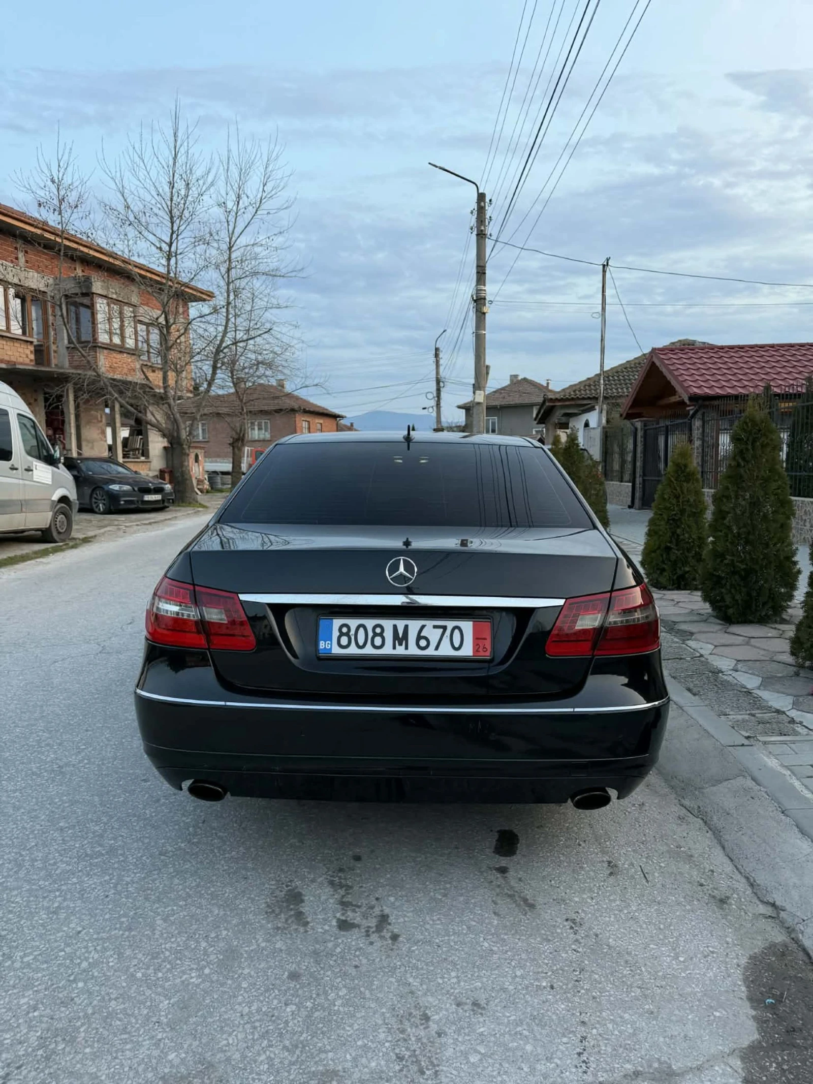 Mercedes-Benz E 350  - изображение 5