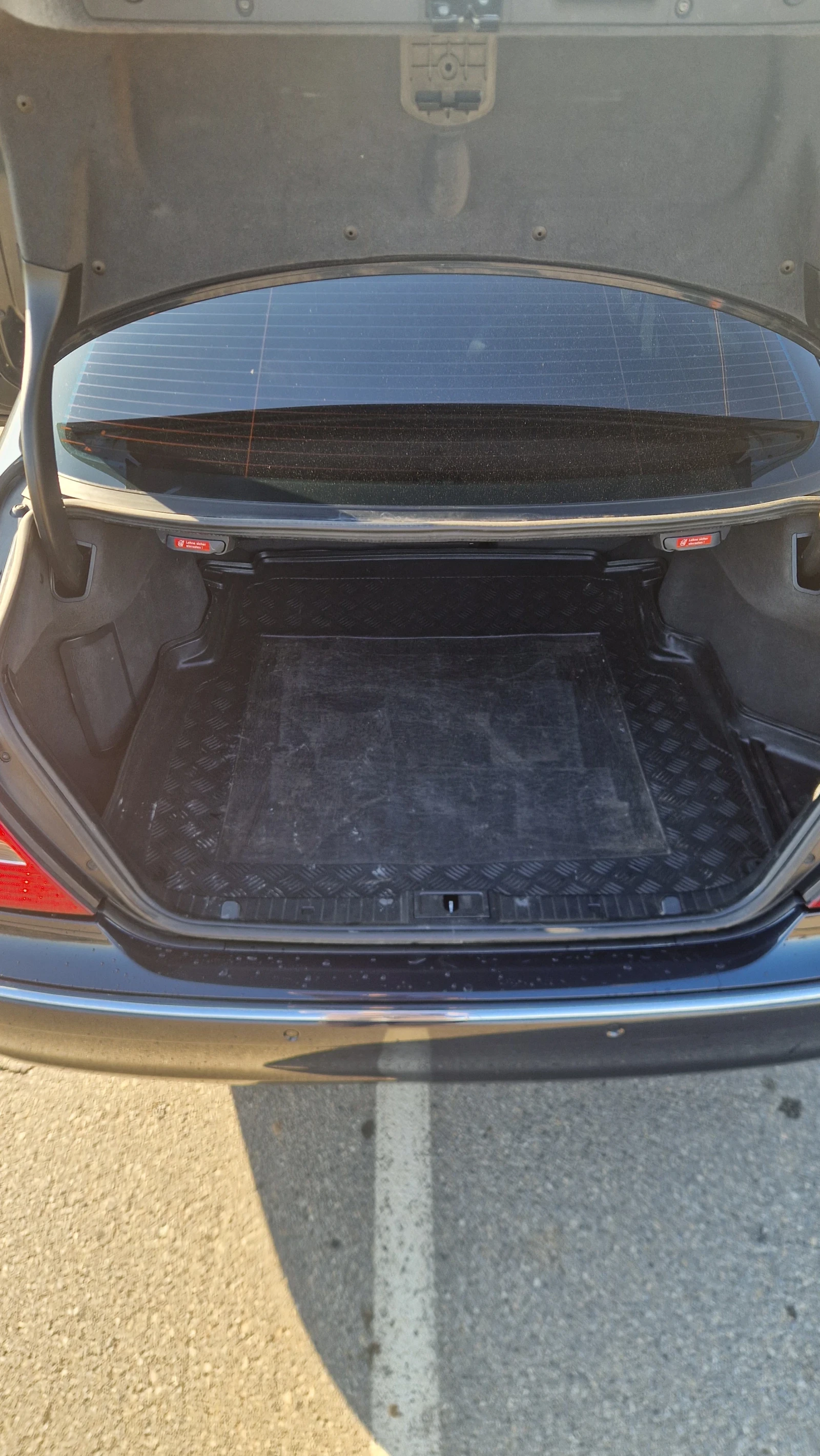 Mercedes-Benz E 320 V6 5G Tronic, снимка 14 - Автомобили и джипове - 53838204