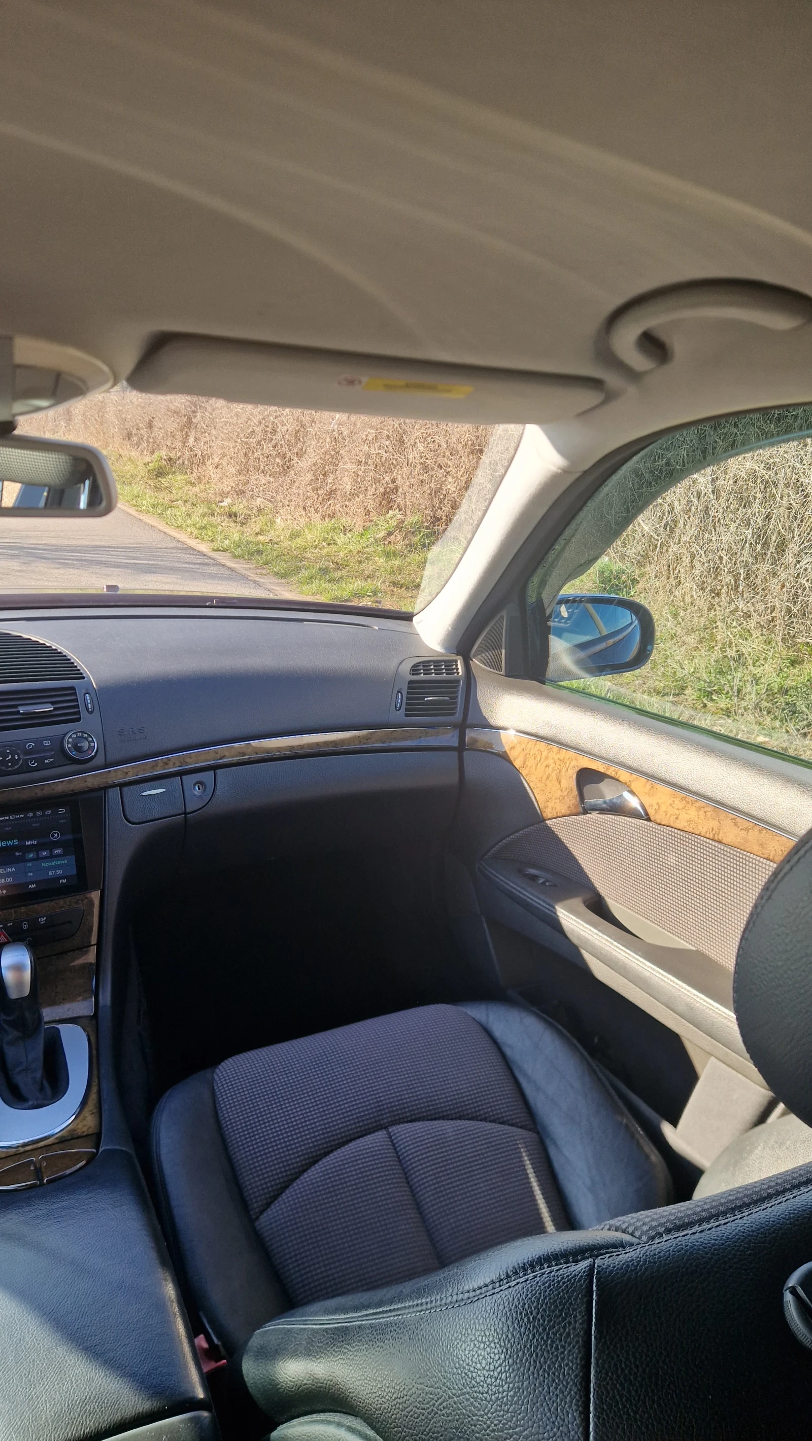 Mercedes-Benz E 320 V6 5G Tronic, снимка 8 - Автомобили и джипове - 53838204