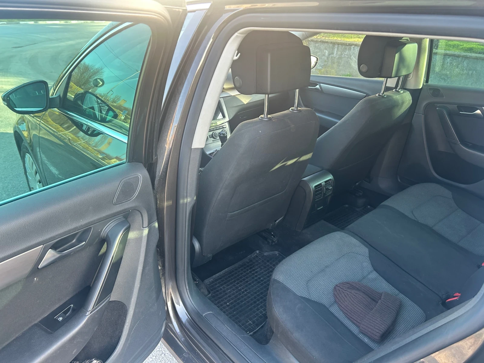 VW Passat, снимка 8 - Автомобили и джипове - 53870238