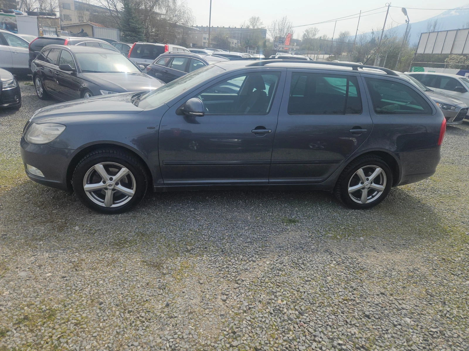 Skoda Octavia 1.8-160к.с, снимка 3 - Автомобили и джипове - 54178325