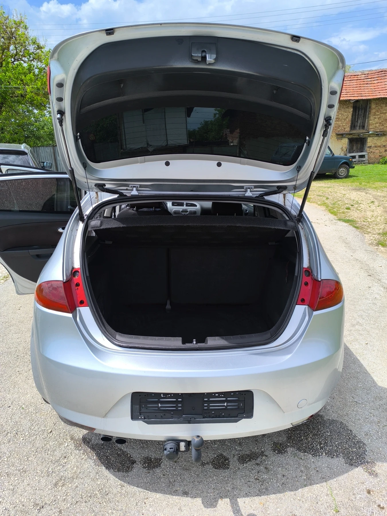 Seat Leon, снимка 6 - Автомобили и джипове - 54580817