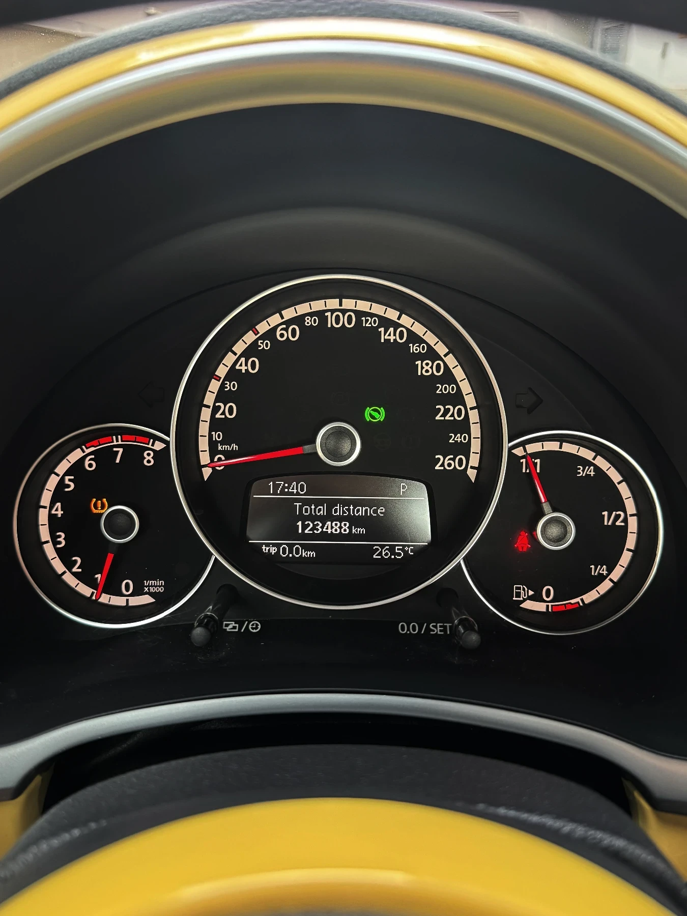 VW New beetle 1.2 TSI, снимка 7 - Автомобили и джипове - 54723338
