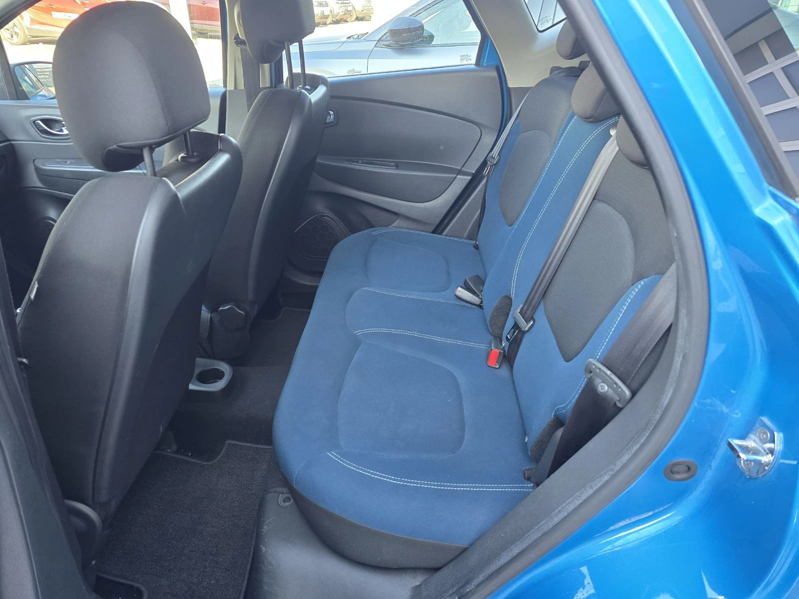 Renault Captur 0.9 Tce 90 к.с. бензин, снимка 12 - Автомобили и джипове - 54788338