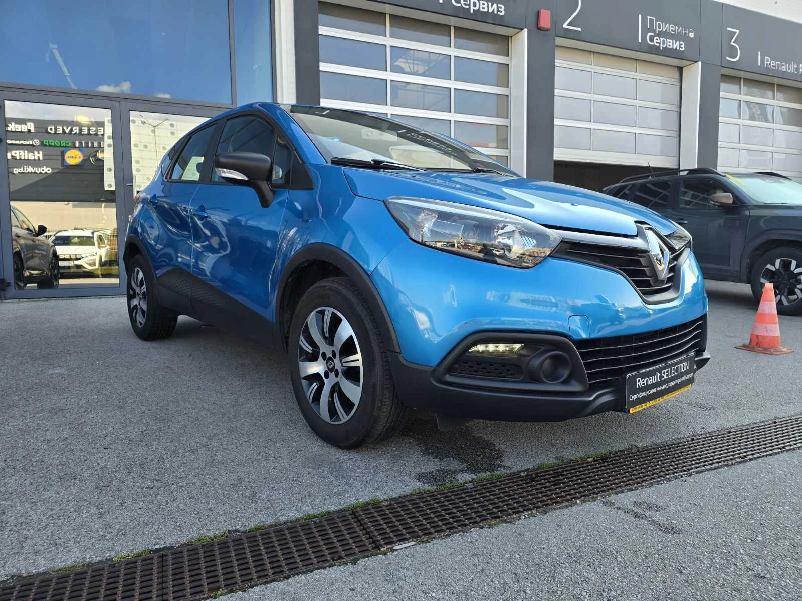 Renault Captur 0.9 Tce 90 к.с. бензин, снимка 2 - Автомобили и джипове - 54788338