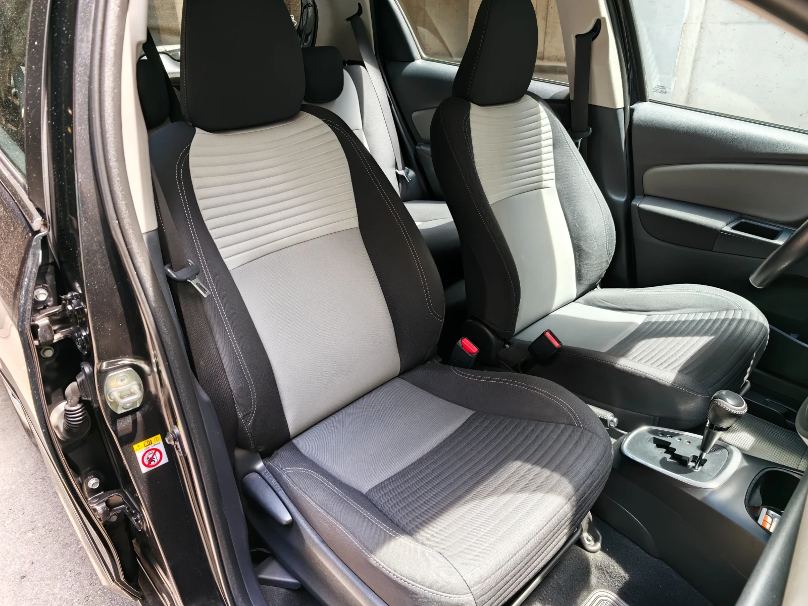 Toyota Yaris Гаранция в ТМ АУТО, снимка 13 - Автомобили и джипове - 55104518