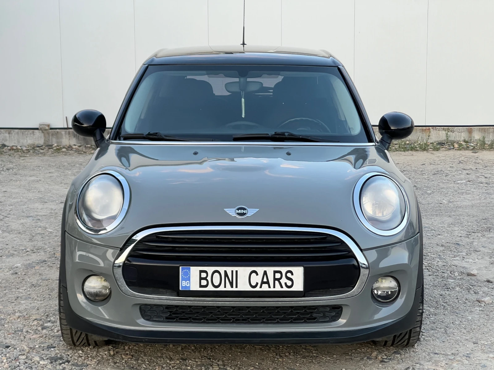 Mini Cooper D 1.5D-116к.с./ Nardo Grey/ Автомат/KEYLESS/EURO6B, снимка 2 - Автомобили и джипове - 55629186