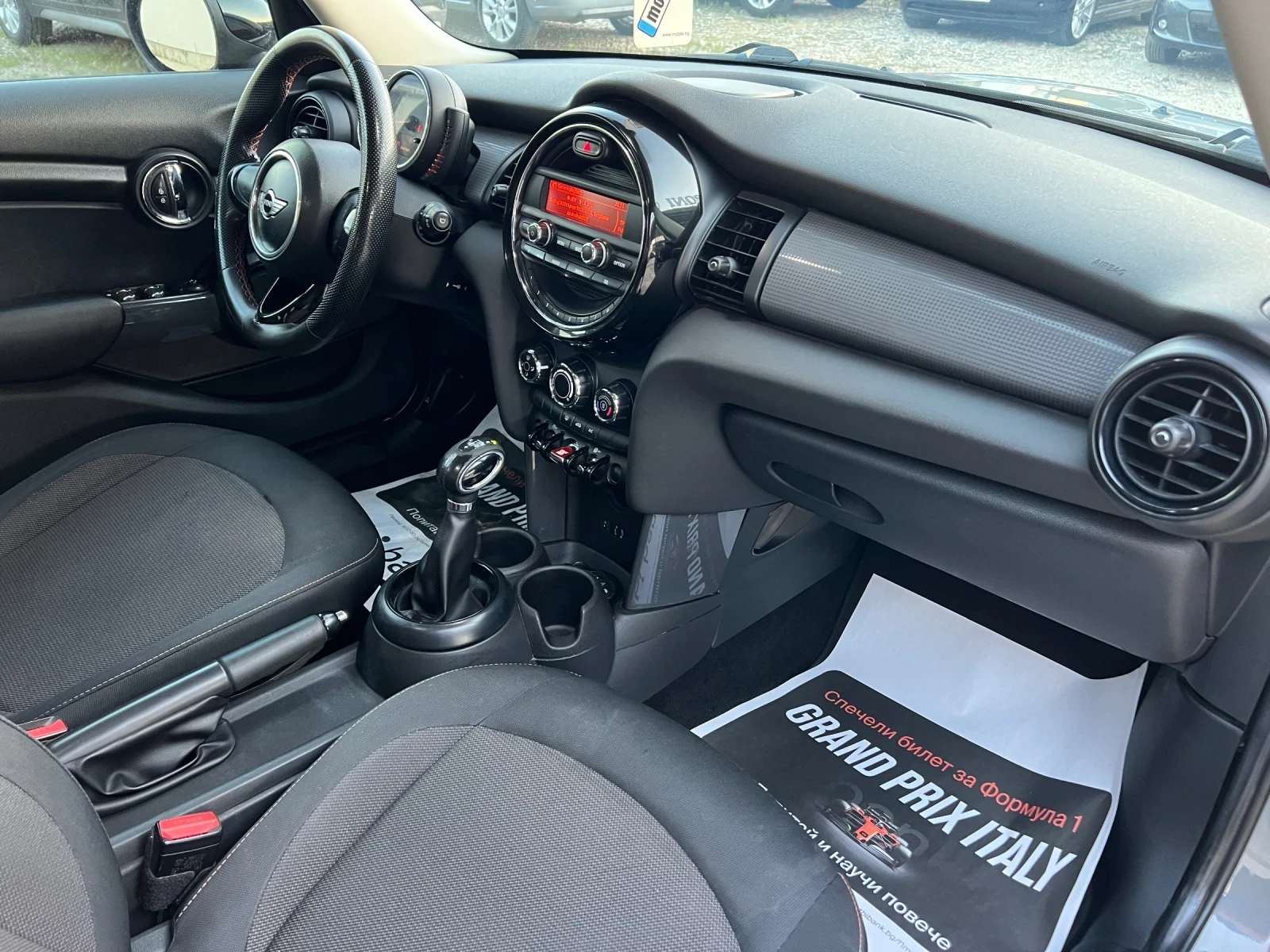 Mini Cooper D 1.5D-116к.с./ Nardo Grey/ Автомат/KEYLESS/EURO6B, снимка 16 - Автомобили и джипове - 55629186
