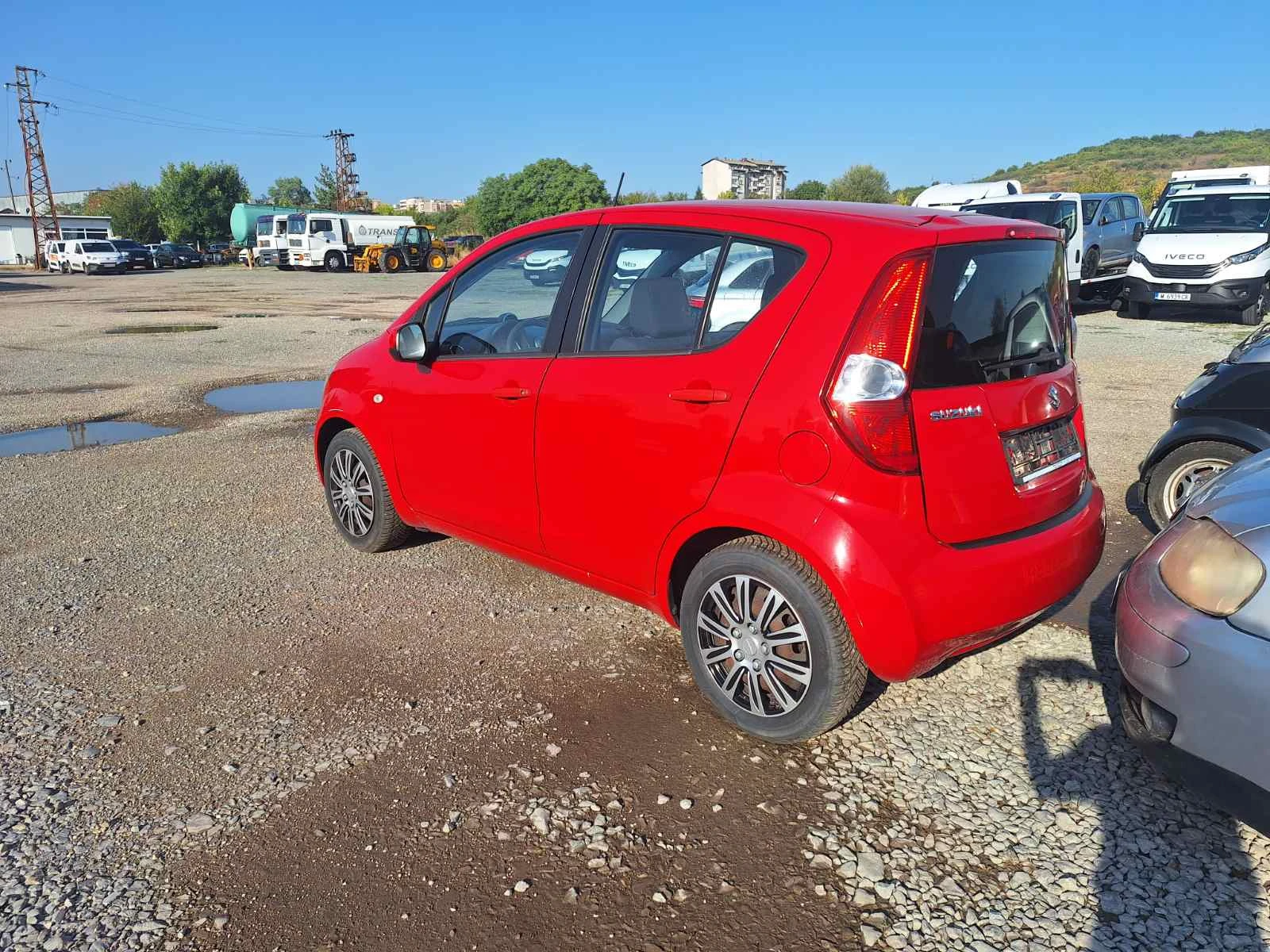 Suzuki Splash 1.0 65к.с, снимка 5 - Автомобили и джипове - 55662103