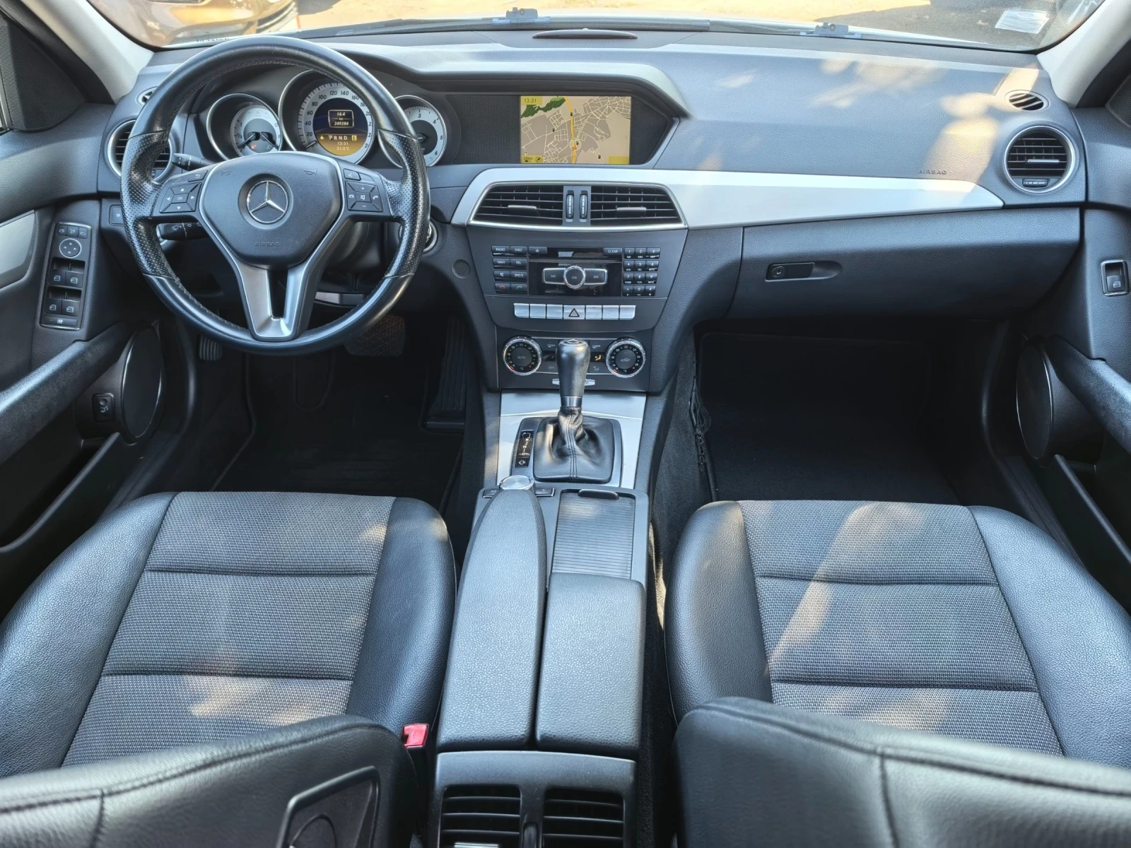 Mercedes-Benz C 220 CDI Avantgarde Facelift , снимка 11 - Автомобили и джипове - 56020228