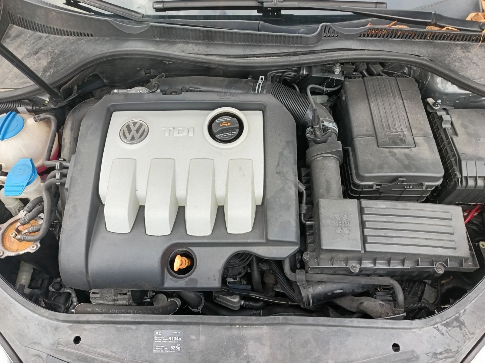 VW Golf, снимка 2 - Автомобили и джипове - 56164316