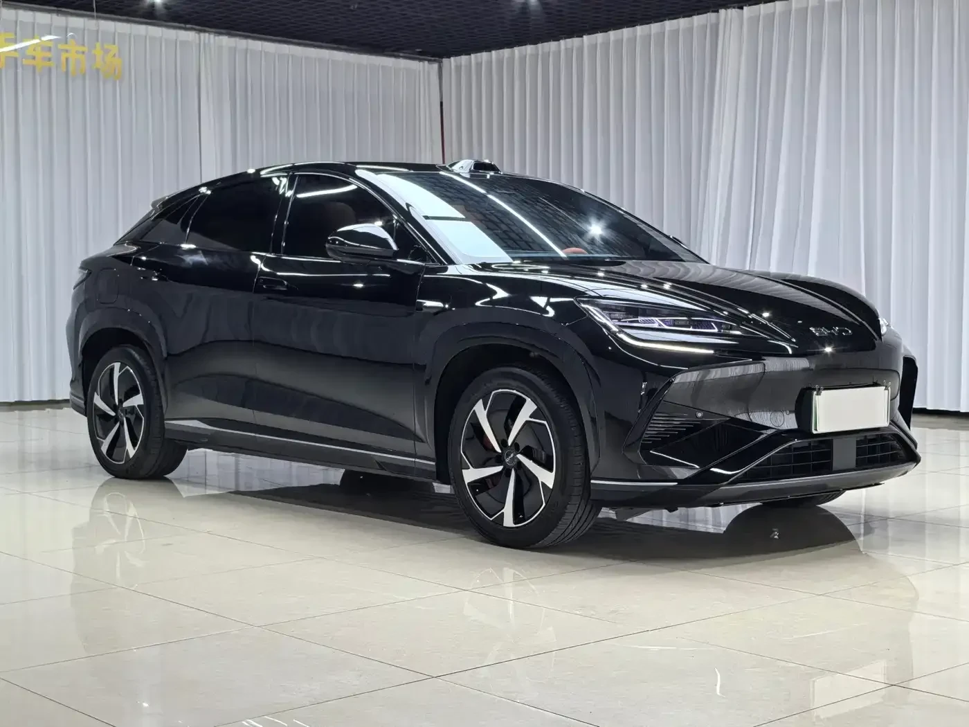 BYD Sealion 7 610 Smart Drive Edition | DiPilot 300, снимка 2 - Автомобили и джипове - 56235570